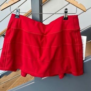 Lululemon pace rival mr skirt